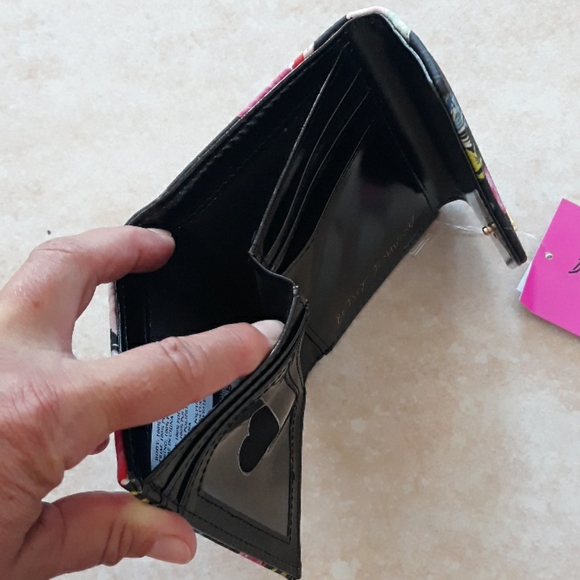 3x*Host Pick*Betsey Johnson adorable wallet - Picture 11 of 16